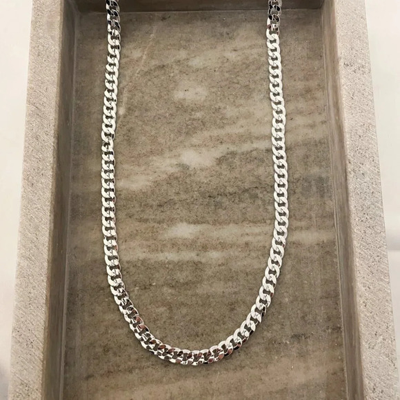 925 Sterling Silver Curb Chain Link Necklace Minimalist Stacking Layer Necklace - Picture 2 of 4